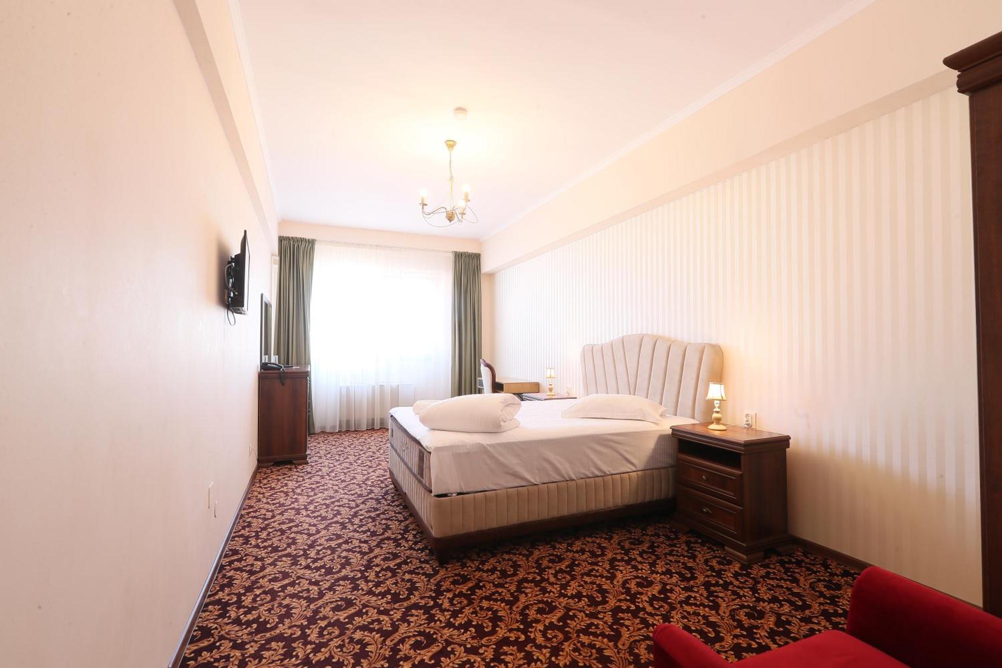 Hotel Impero Oradea Exterior photo