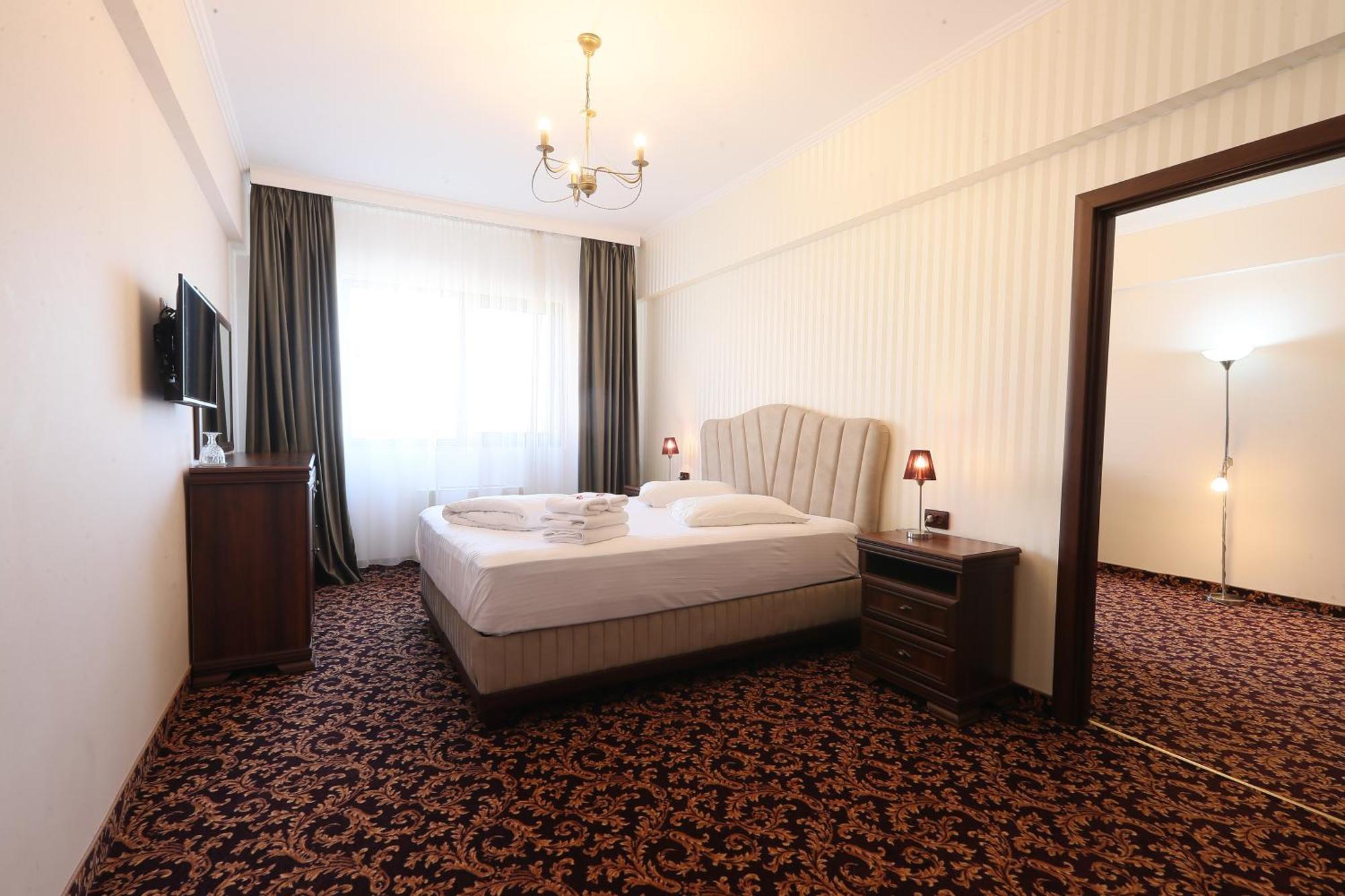 Hotel Impero Oradea Exterior photo