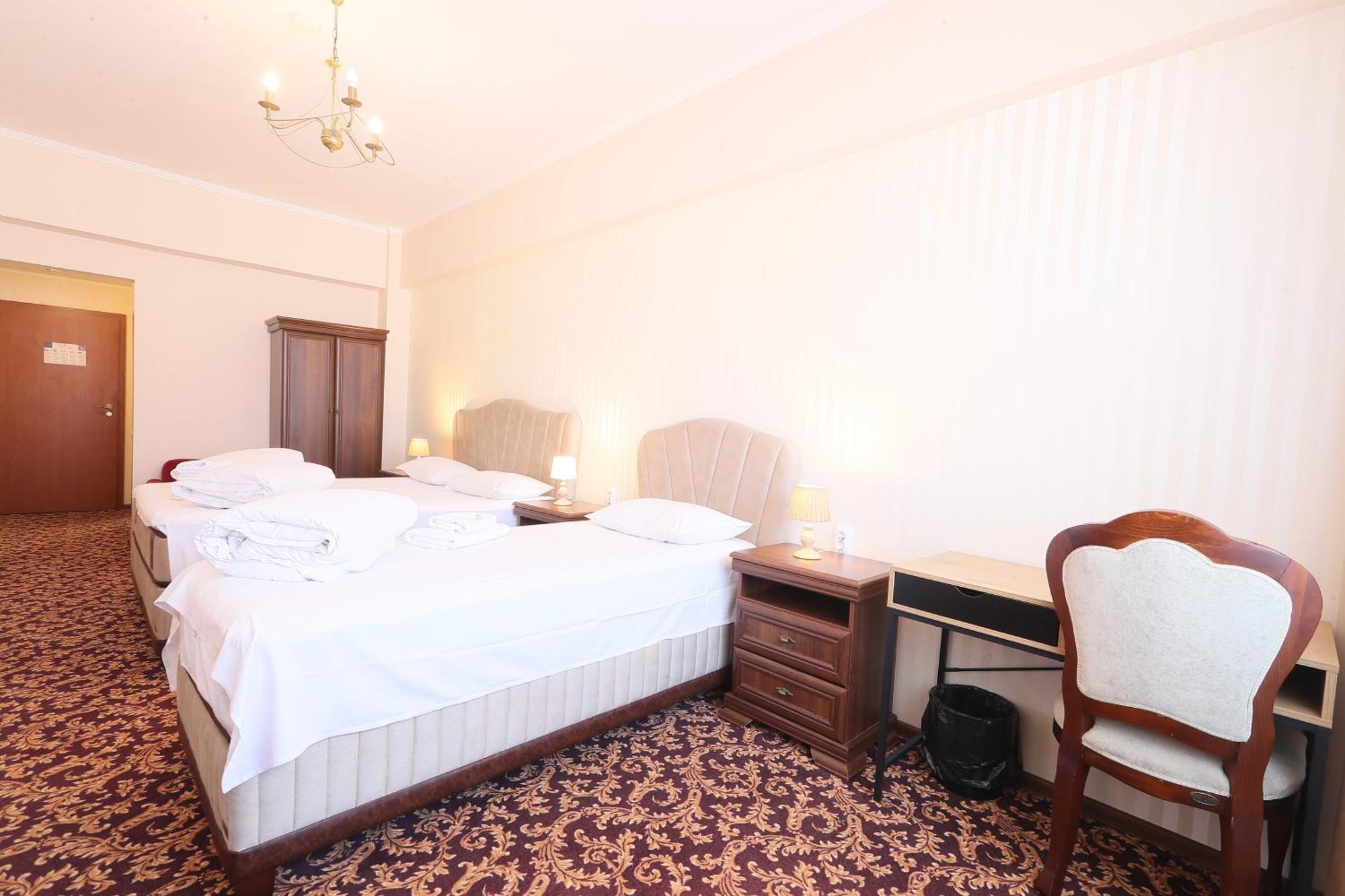 Hotel Impero Oradea Exterior photo