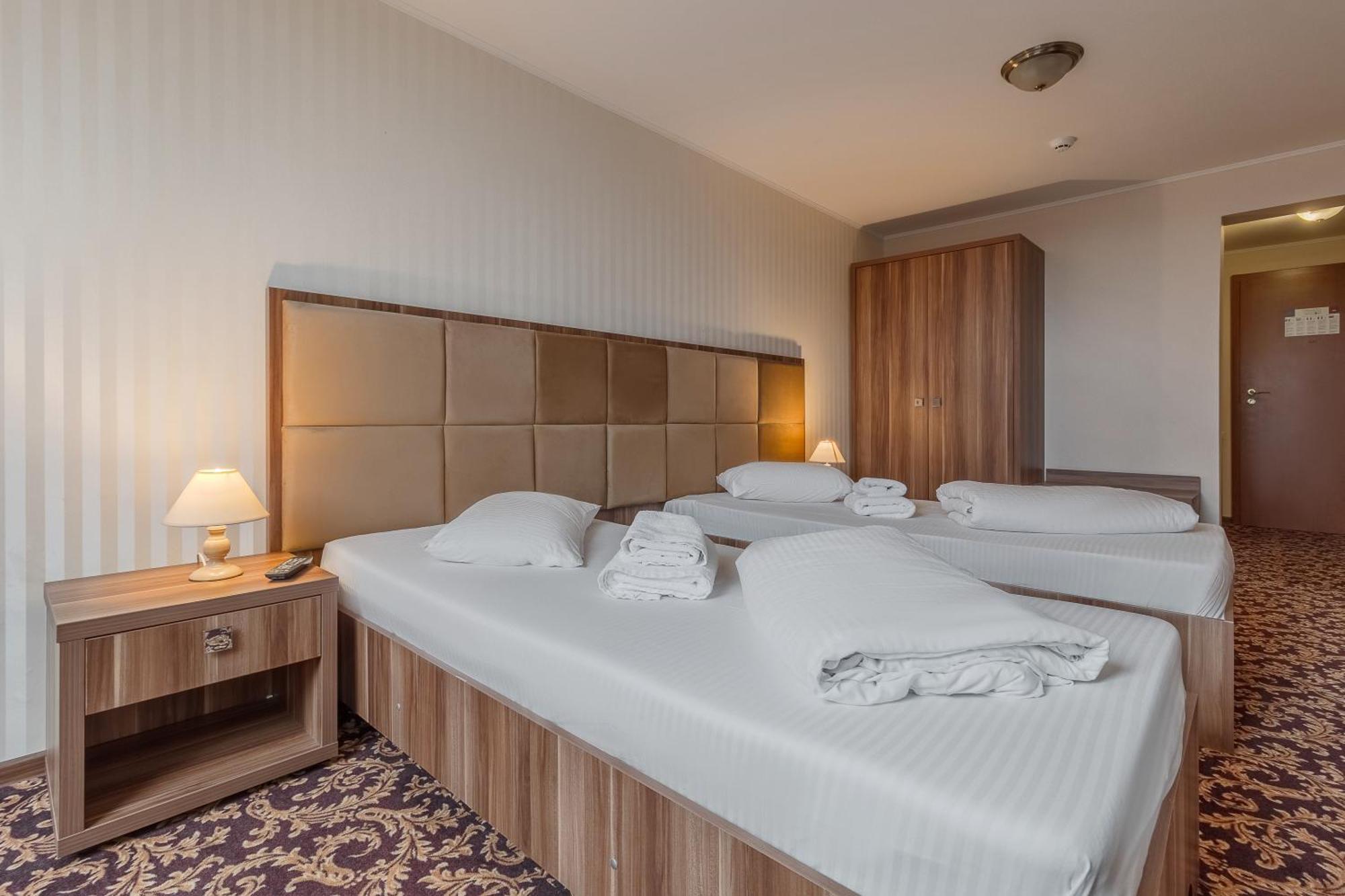 Hotel Impero Oradea Exterior photo